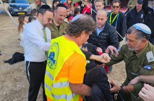 מסע גיבורים יחידת הג'יפים של זק"א ולוחמי היחצ"א במסע הצדעה לפצועי צה"ל